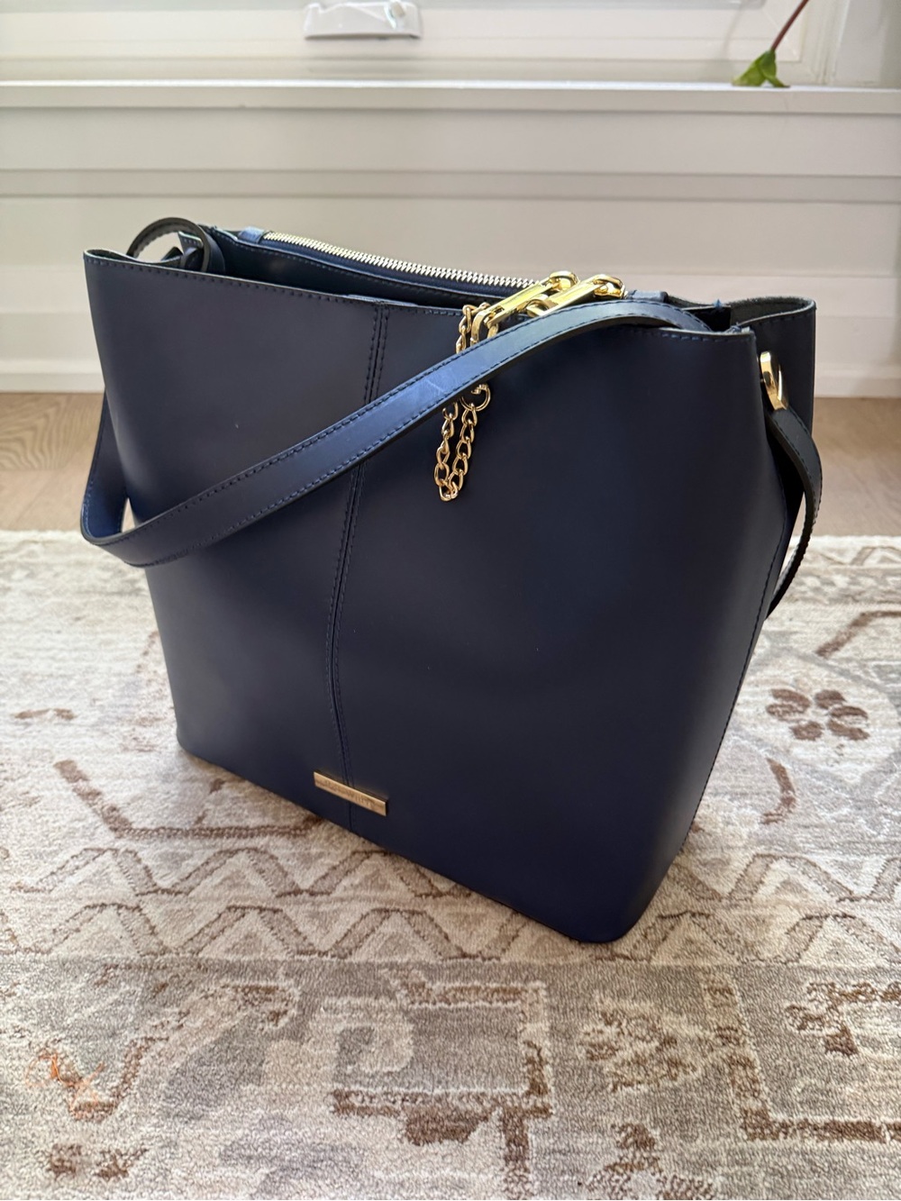 Ron white Classic Navy Leather Shoulder Bag